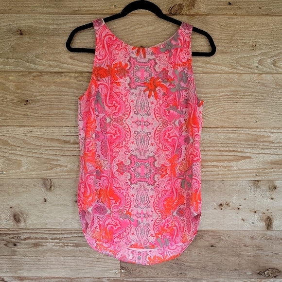 CAbi Tops - CAbi Size Small Pink Sleeveless Tank Top with Paisley Print